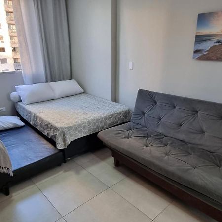Апартаменты Apartamento Kit Praia Grande Na Guilhermina Frente Mar Экстерьер фото